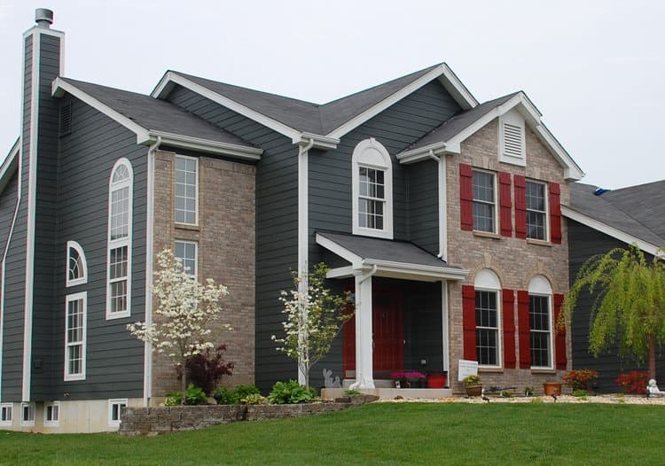 brick-and-stone-2 brick and siding combination